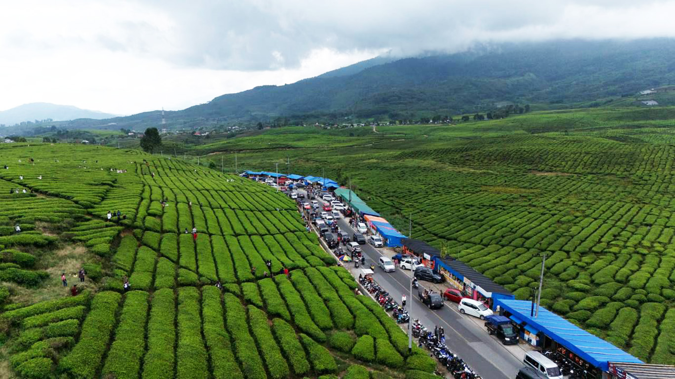 Kerja Nyata Epyardi Asda, Kunjungan Wisatawan ke Solok Lebaran 2024 Capai 1,3 Juta Orang